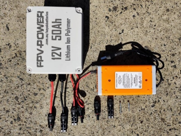 FPVPOWER 12V 50Ah Kayak Battery + Charger Combo